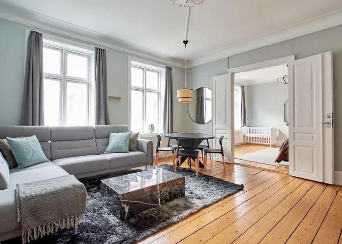 Spacious Scandinavian 3Br Apartment In Vibrant Area